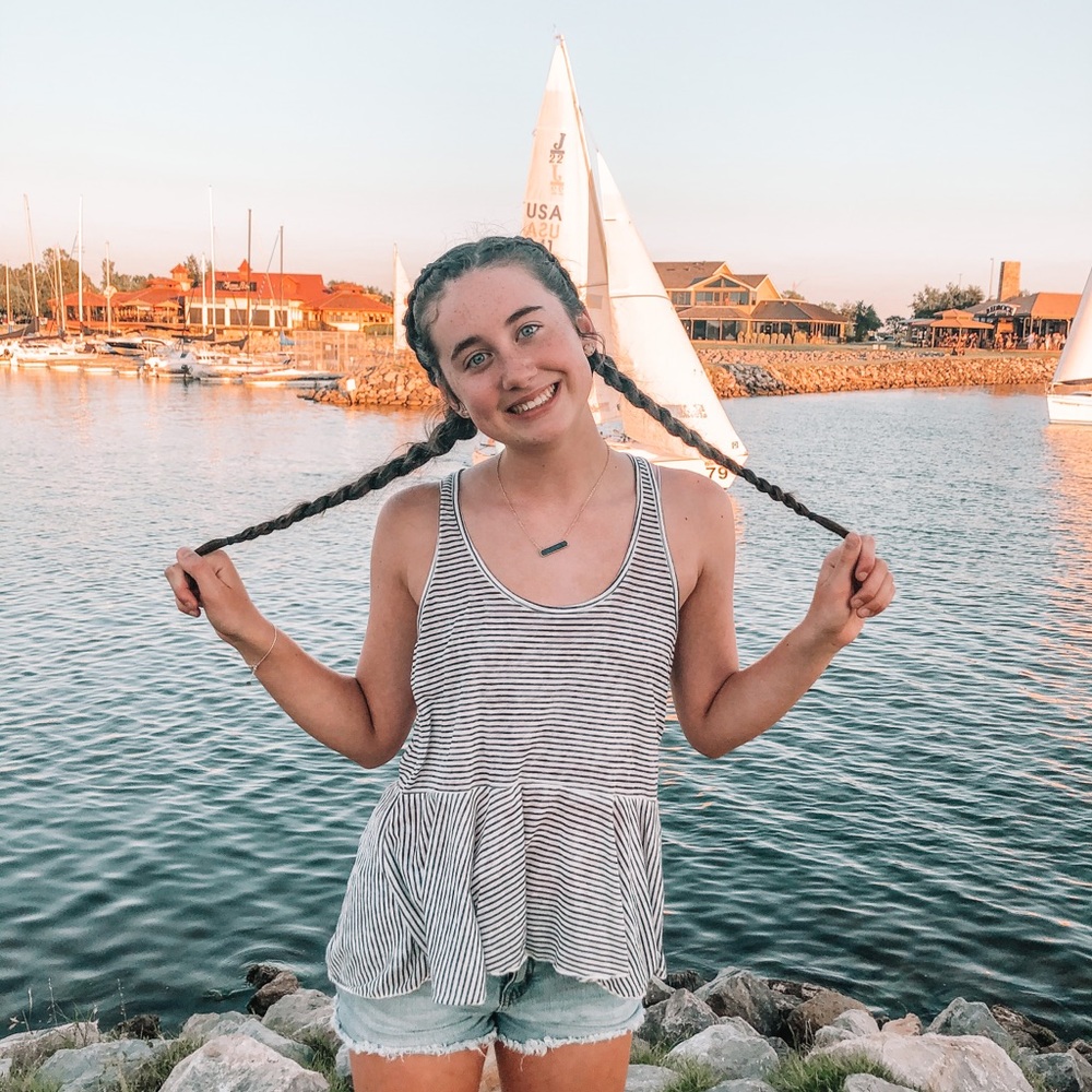 Meet your Posher, Addie